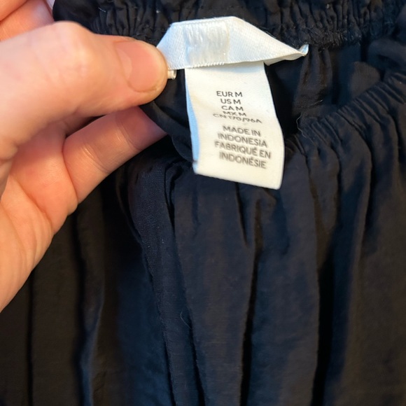 H&M dress - Picture 3 of 3